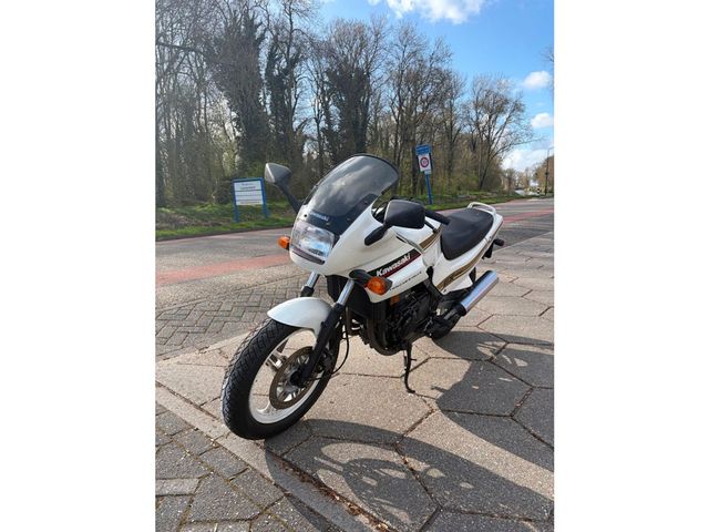 kawasaki - gpz-500-s