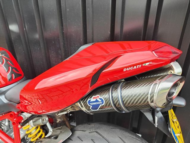 ducati - 848