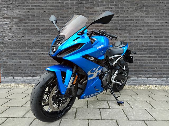 suzuki - gsx-8r