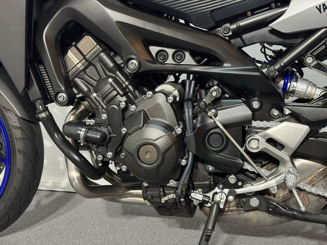 yamaha - tracer-900-abs