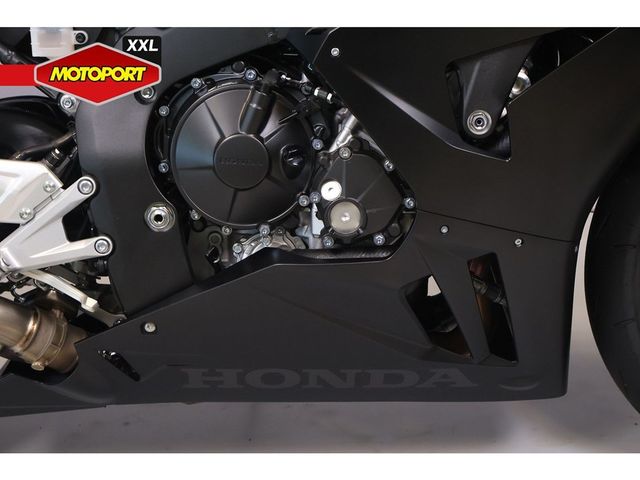honda - cbr-1000-rr-r-fireblade-sp