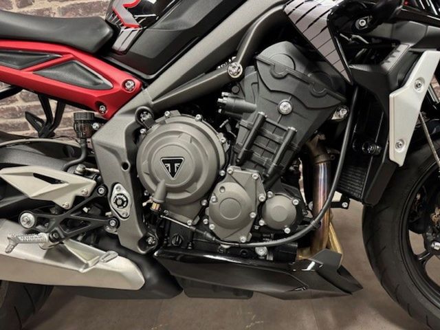 triumph - street-triple-r