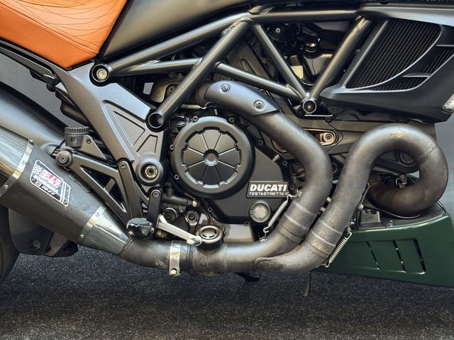 ducati - diavel