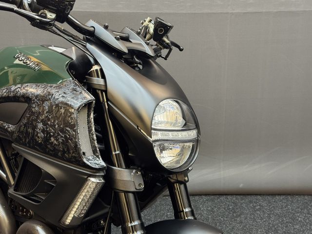 ducati - diavel