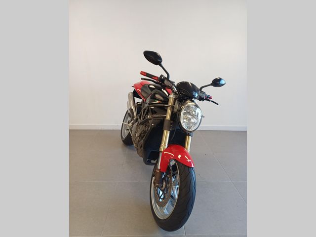 mv-agusta - brutale-910