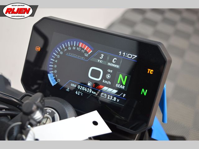 suzuki - gsx-8s