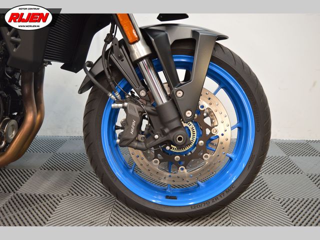 suzuki - gsx-8s