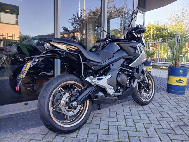 cfmoto - 700-mt
