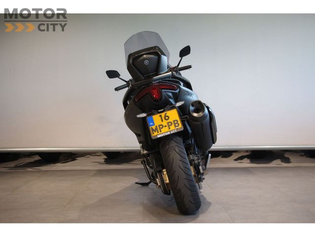yamaha - tmax-tech-max-560