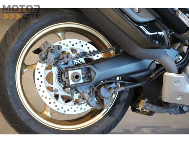 yamaha - tmax-tech-max-560