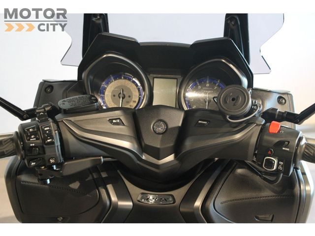 yamaha - tmax-tech-max-560