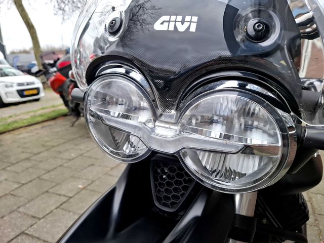moto-guzzi - v-85-tt-850