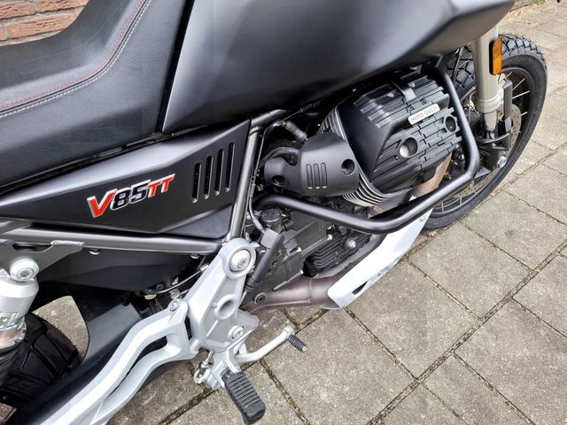 moto-guzzi - v-85-tt-850