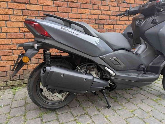 yamaha - tricity-300
