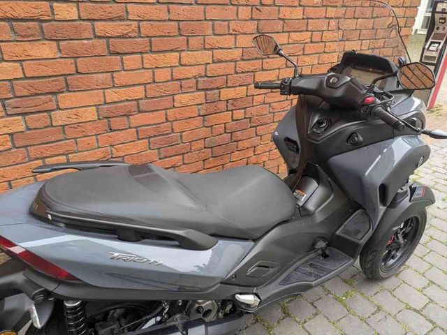 yamaha - tricity-300
