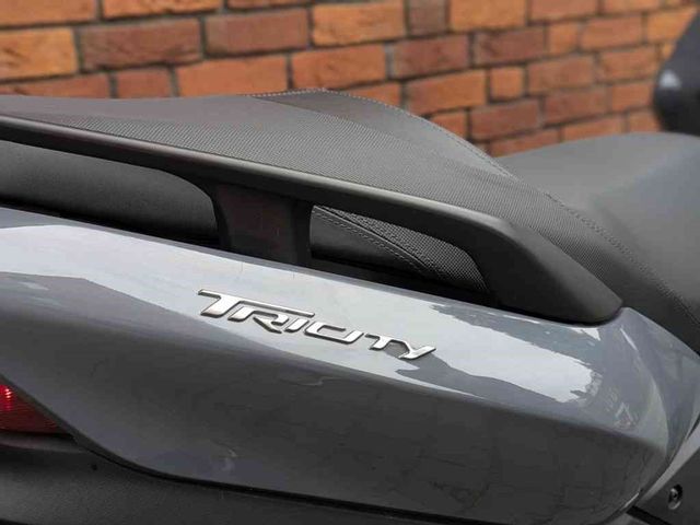yamaha - tricity-300