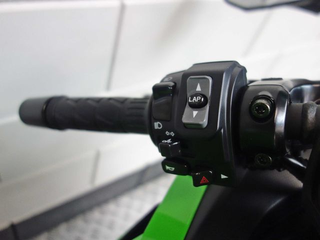 kawasaki - ninja-zx-4rr