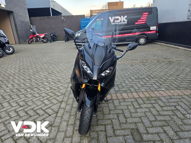 yamaha - tmax-tech-max-560