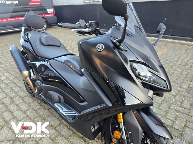 yamaha - tmax-tech-max-560