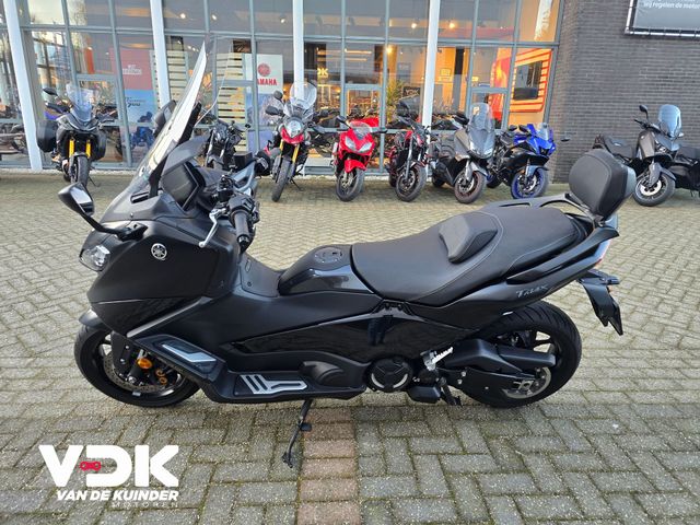 yamaha - tmax-tech-max-560