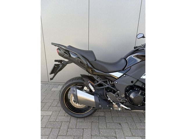 kawasaki - versys-1100-se