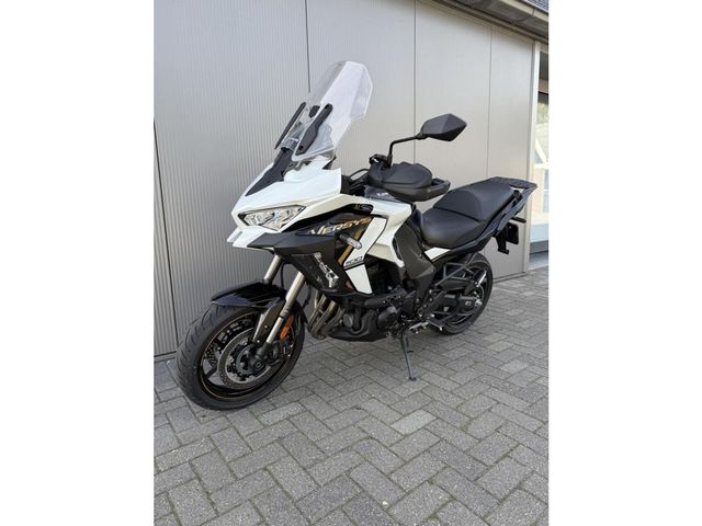 kawasaki - versys-1100-se