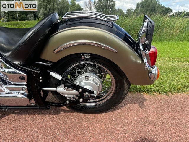 yamaha - xvs-1100-a-dragstar-classic