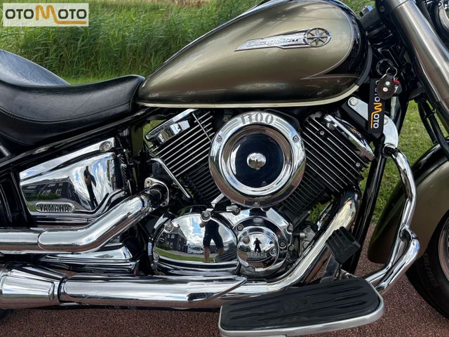 yamaha - xvs-1100-a-dragstar-classic