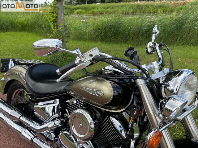 yamaha - xvs-1100-a-dragstar-classic