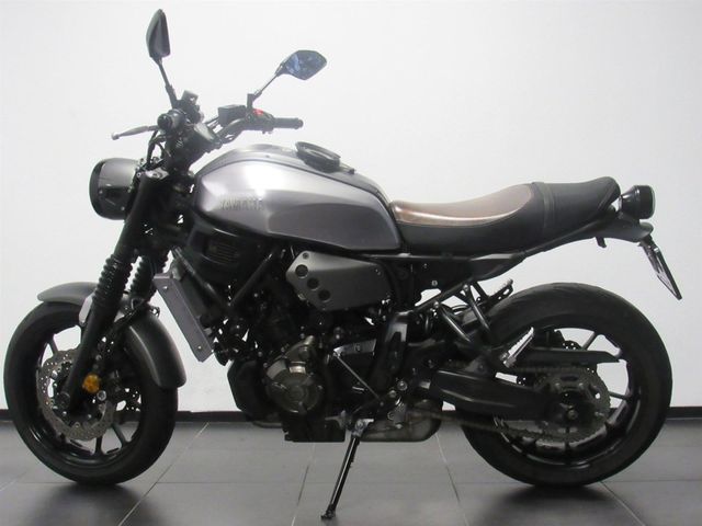 yamaha - xsr-700-abs