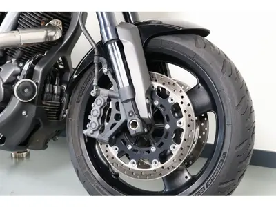 YAMAHA MT 01 – foto 3