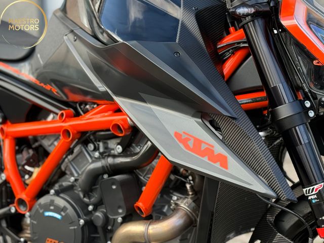 ktm - 1290-super-duke-r