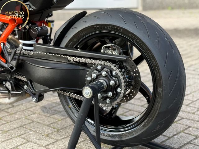 ktm - 1290-super-duke-r