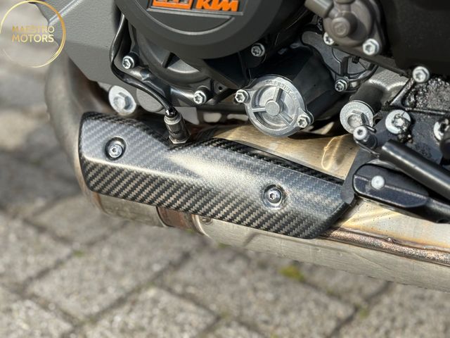 ktm - 1290-super-duke-r