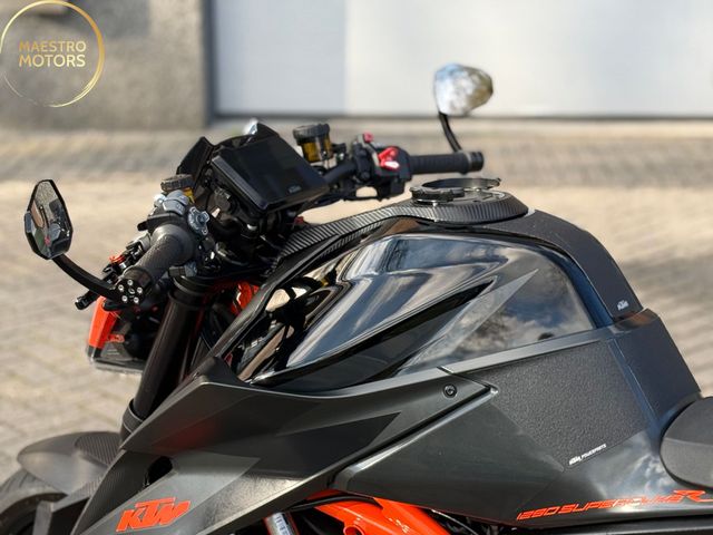 ktm - 1290-super-duke-r