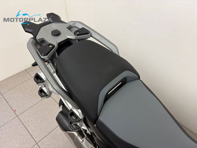 bmw - r-1300-gs-adventure