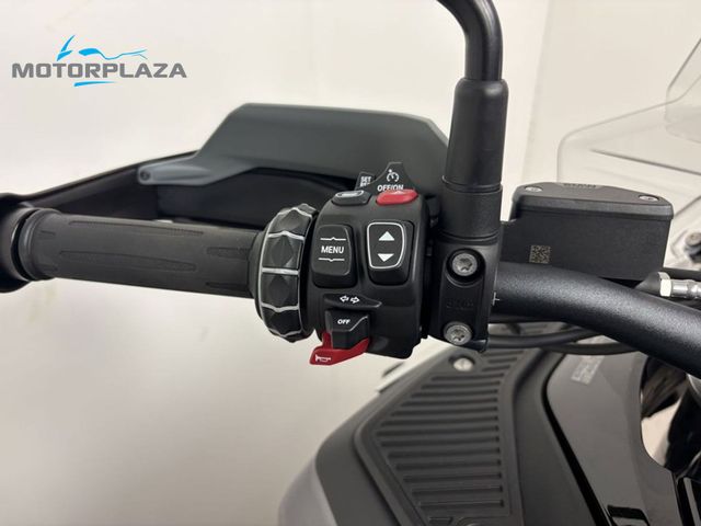 bmw - r-1300-gs-adventure