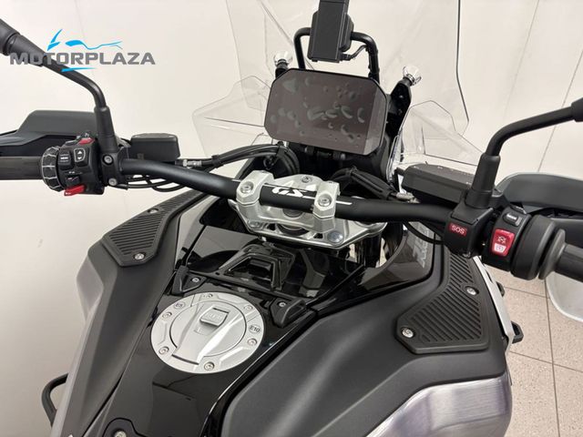 bmw - r-1300-gs-adventure