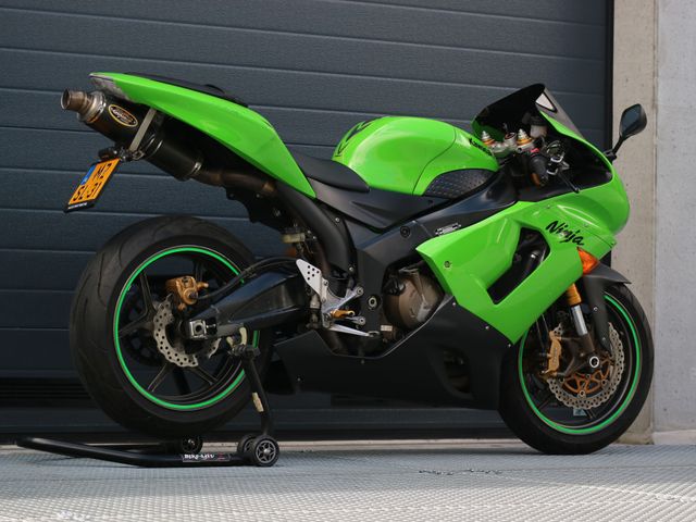 kawasaki - ninja-zx-6r