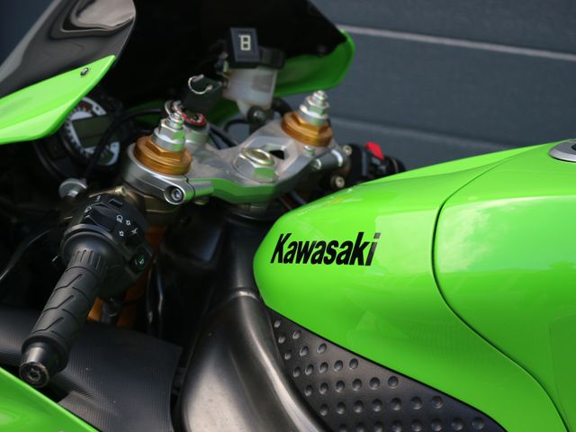 kawasaki - ninja-zx-6r