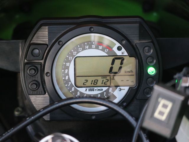kawasaki - ninja-zx-6r