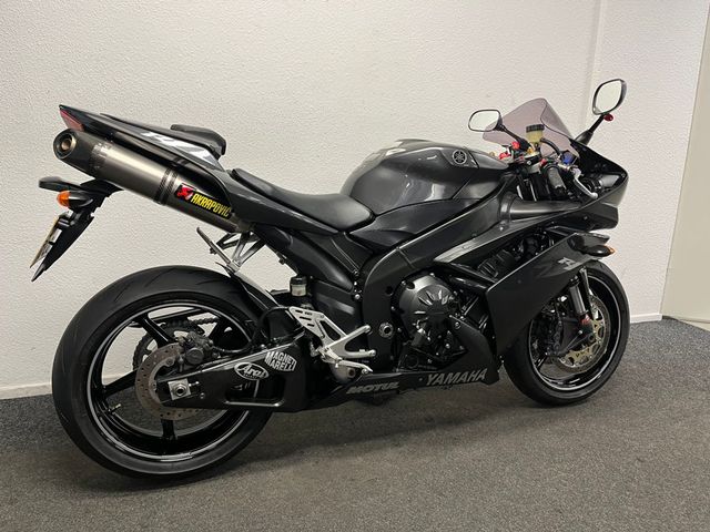 yamaha - yzf-r1