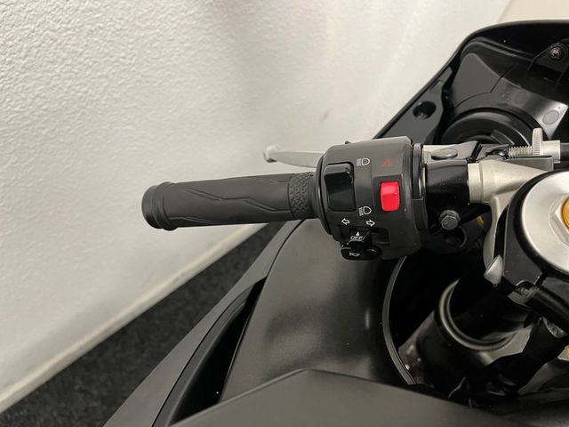 yamaha - yzf-r1