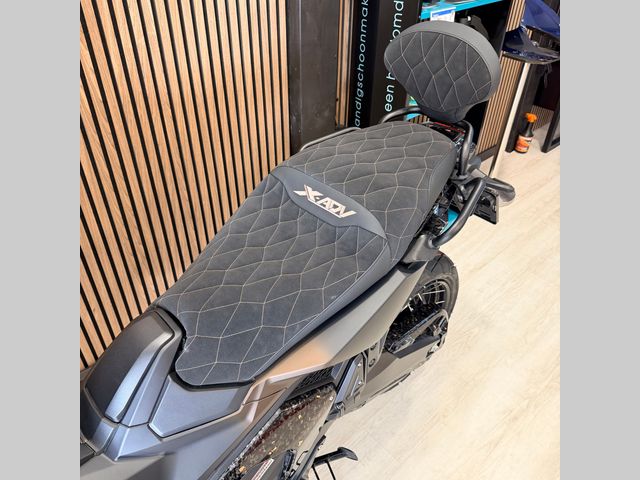 honda - x-adv-special-edition