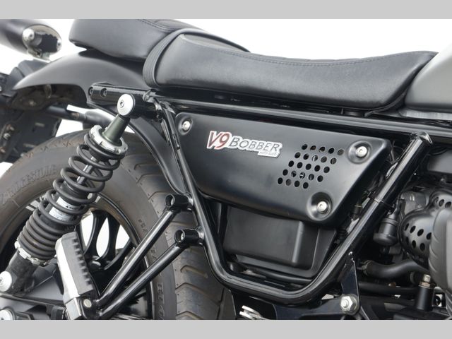 moto-guzzi - v-9-bobber