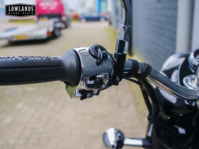 royal-enfield - classic-650