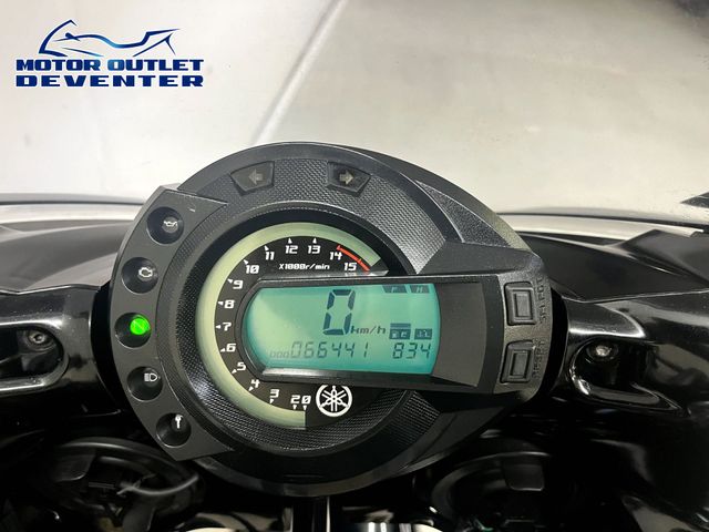 yamaha - fzs-600-fazer