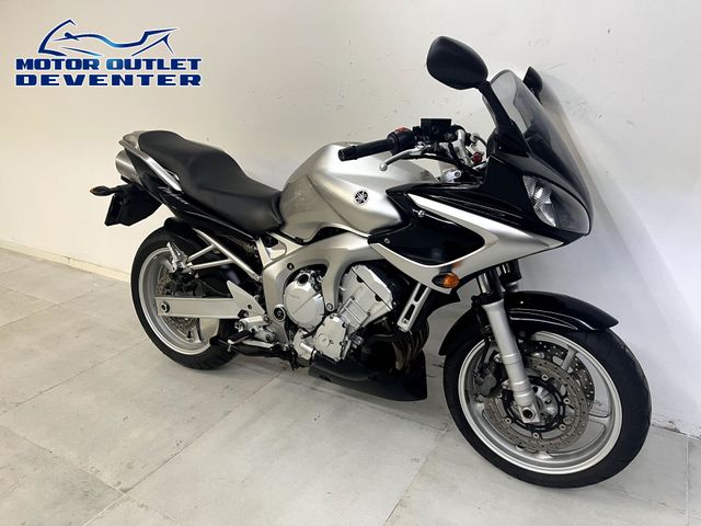 yamaha - fzs-600-fazer