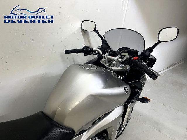 yamaha - fzs-600-fazer