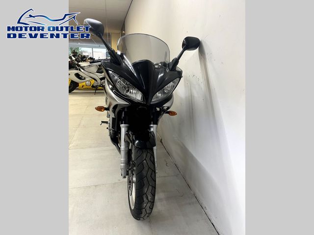 yamaha - fzs-600-fazer